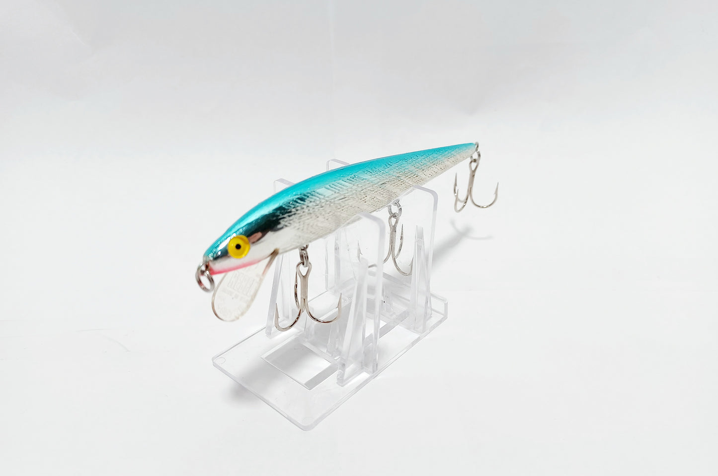 Vintage Rebel minnow floating lure 4.5" F2003s Blue Silver