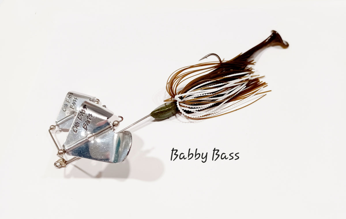 (MID SIZE 1/4oz) Buzz Blaster Buzzbait, Gold or Silver blades with trailer baits included
