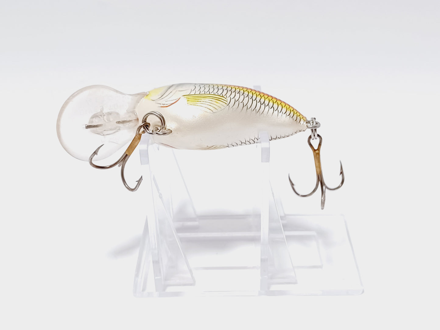 Classic RAPALA dives to 4 ft series DT4 rattling crankbait lure